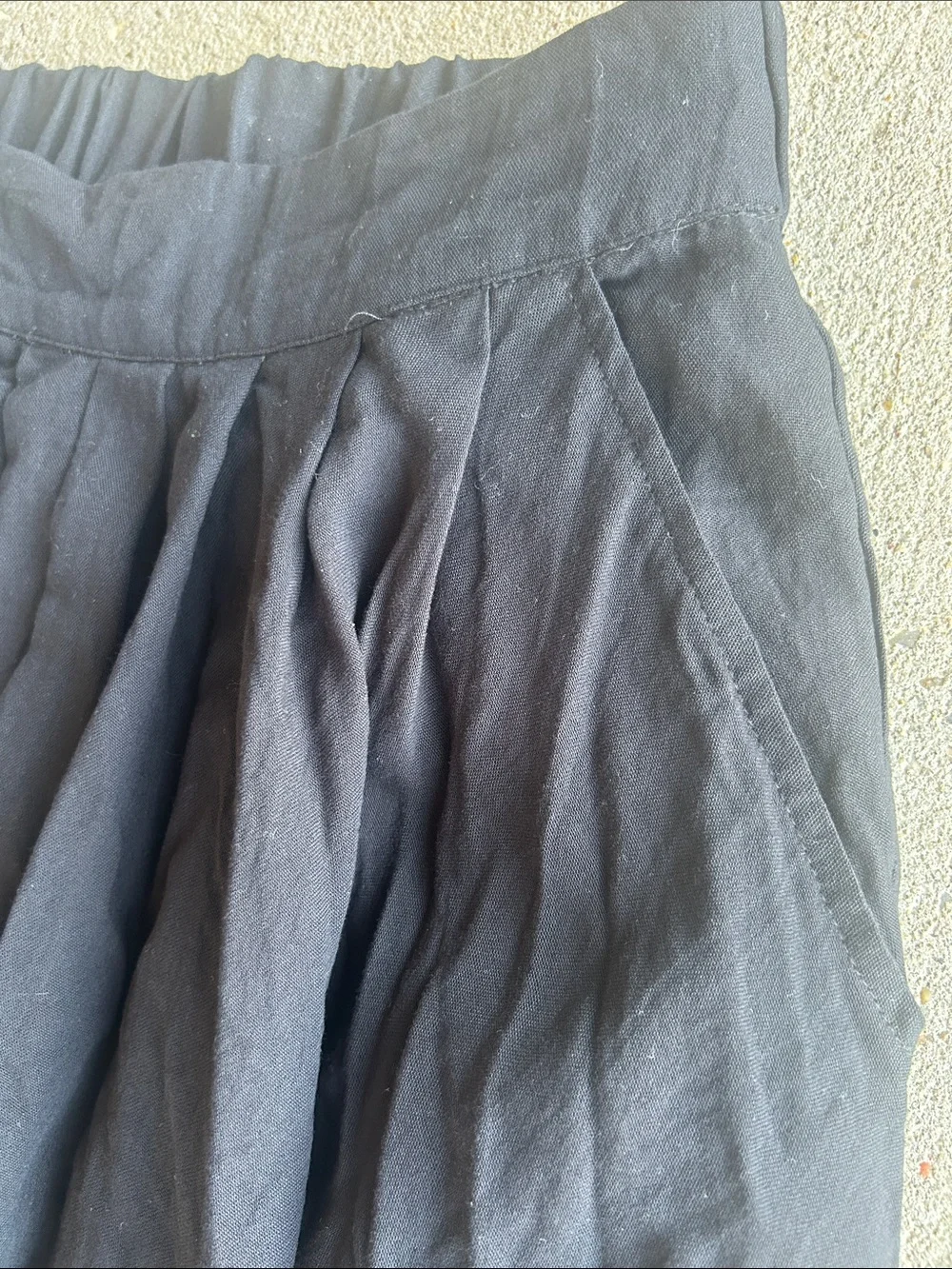 MABLE  Black Flowing Midi Skirt - Picture 5 of 13
